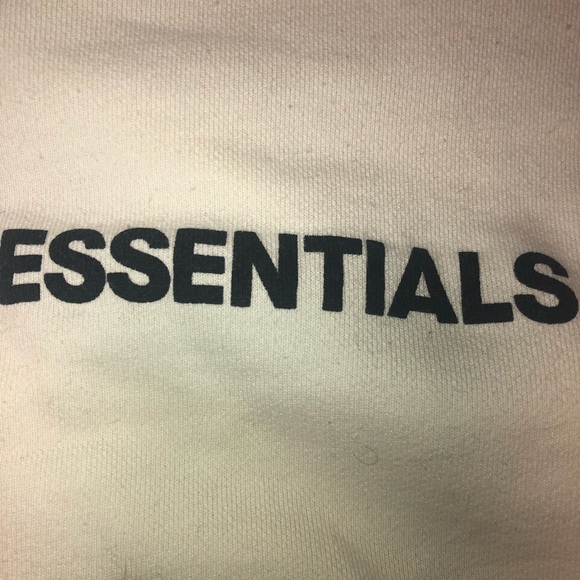FEAR OF GOD essentials shorts